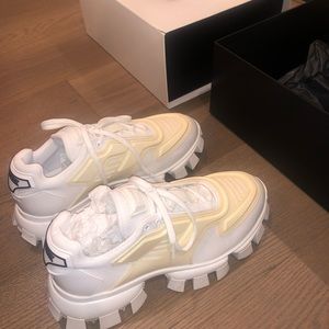 cloudbust thunder sneakers white